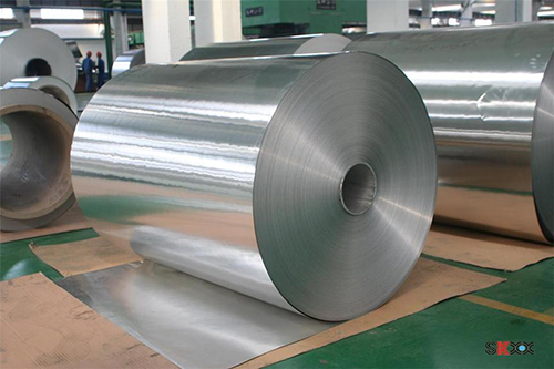 What are the advantages of Silver Rocket Aluminum Paste in coil coatings?